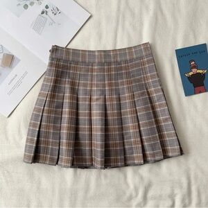 Plaid grey and yellow miniskirt